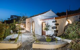 Casa Qinti - Pueblo Munay